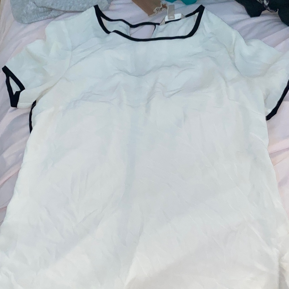 Banana Republic White Top with Black Accents